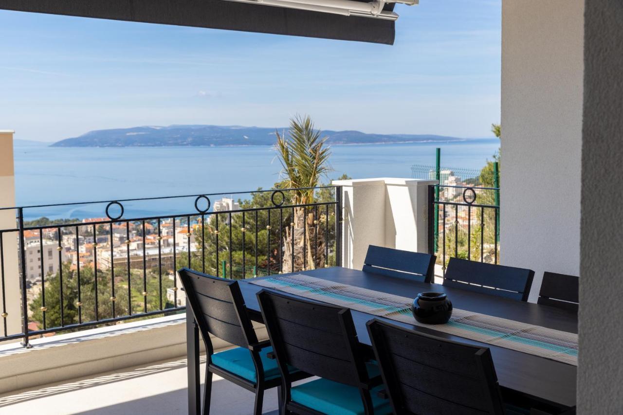 Villa Smaragd - Lapis - Luxury Apartment With Shared Pool Makarska Exterior photo