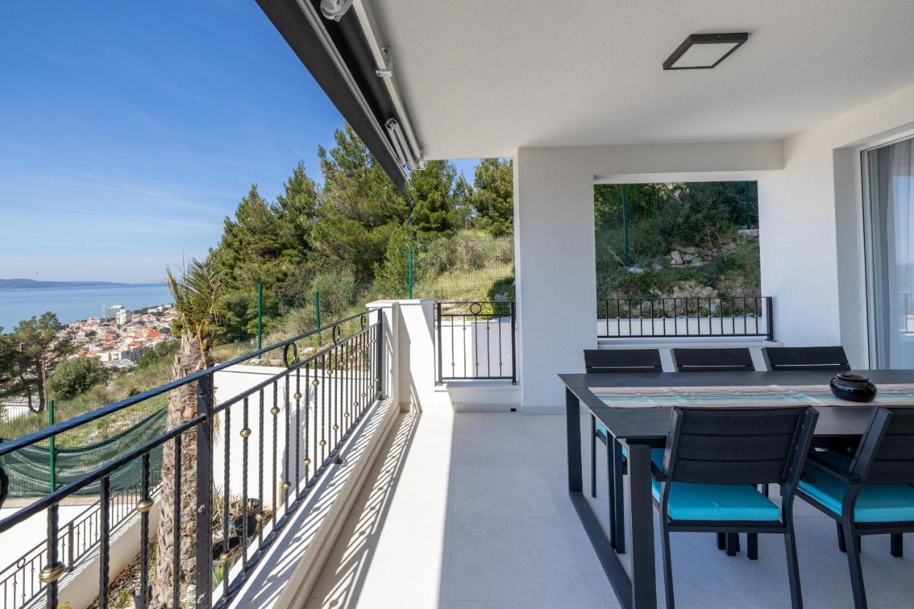 Villa Smaragd - Lapis - Luxury Apartment With Shared Pool Makarska Exterior photo