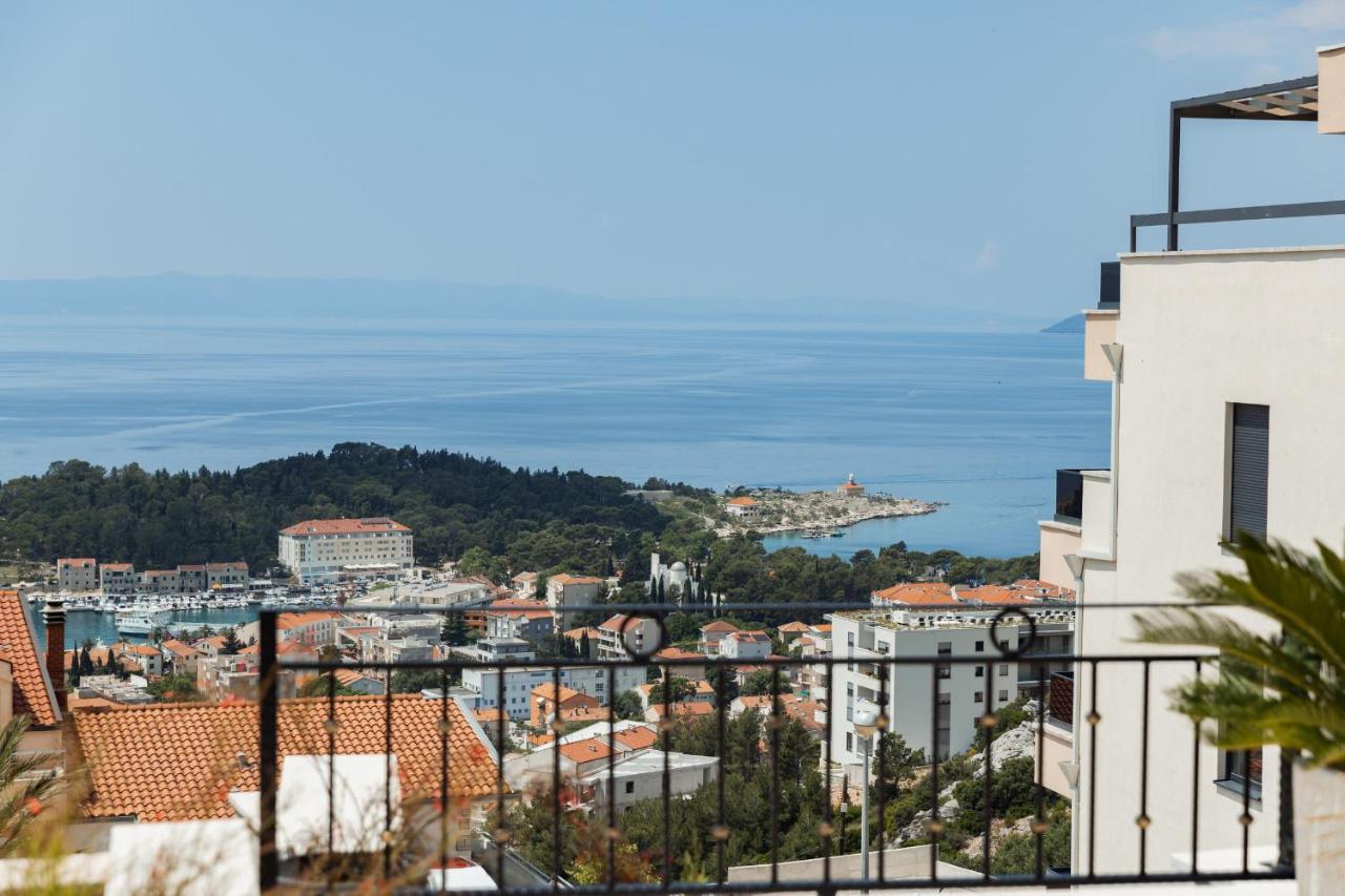 Villa Smaragd - Lapis - Luxury Apartment With Shared Pool Makarska Exterior photo